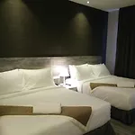 The Leverage Business Hotel