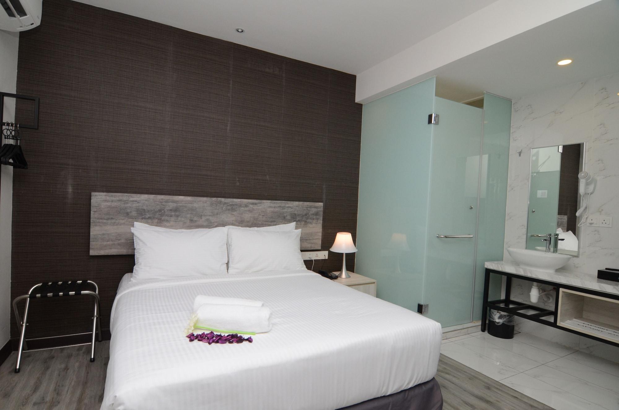 The Leverage Business Hotel