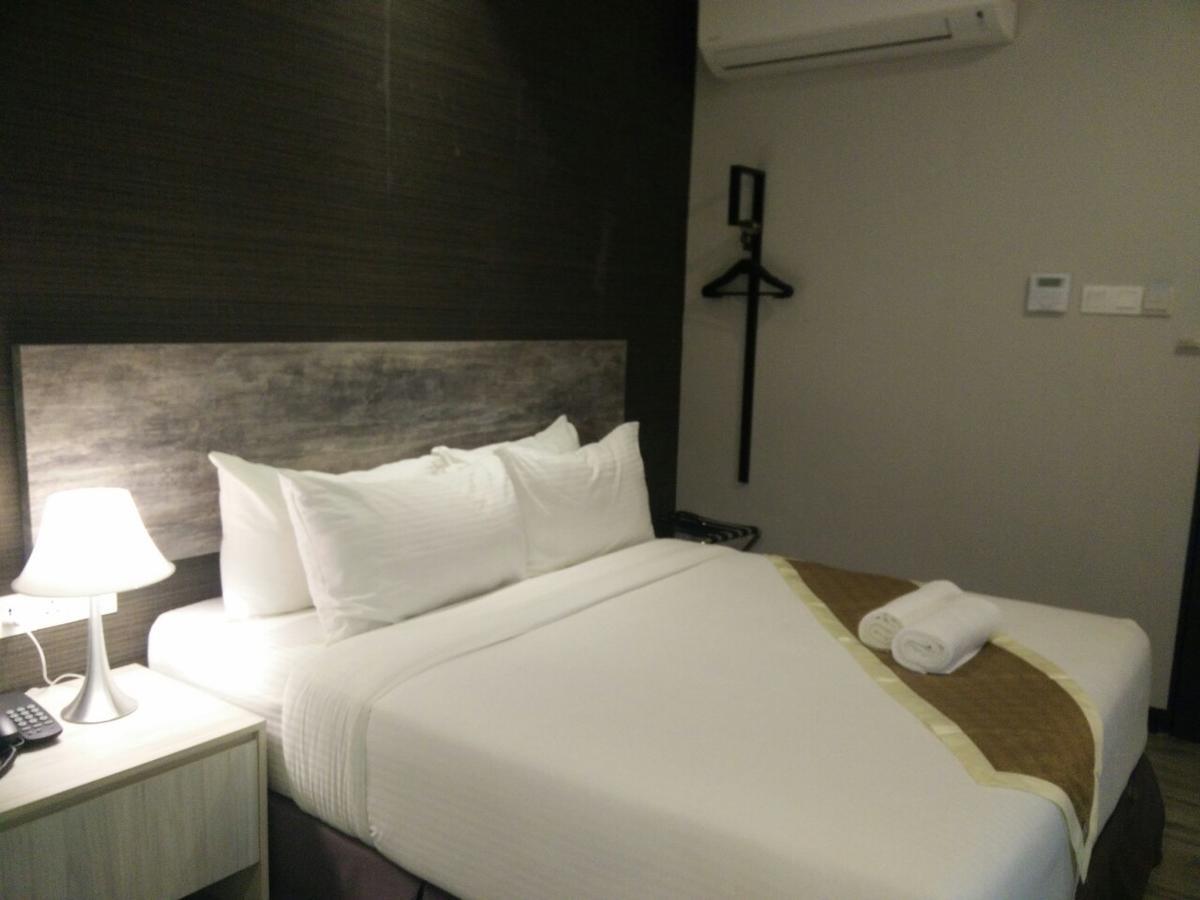 The Leverage Business Hotel 3*