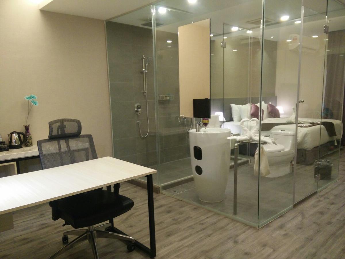 The Leverage Business 3* Johor Bahru