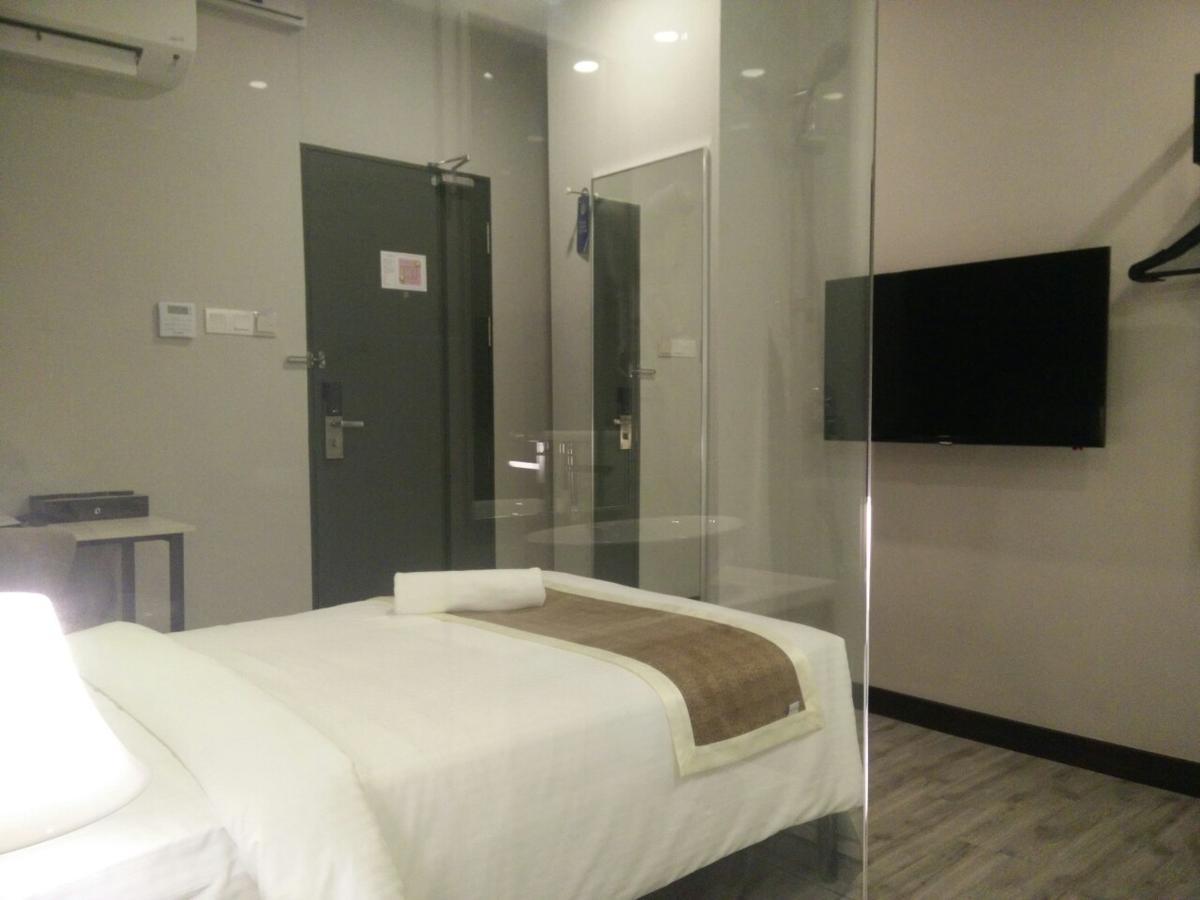 The Leverage Business 3* Johor Bahru